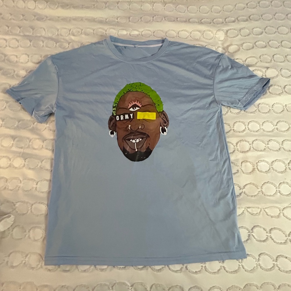 3 Over sized graphic tees